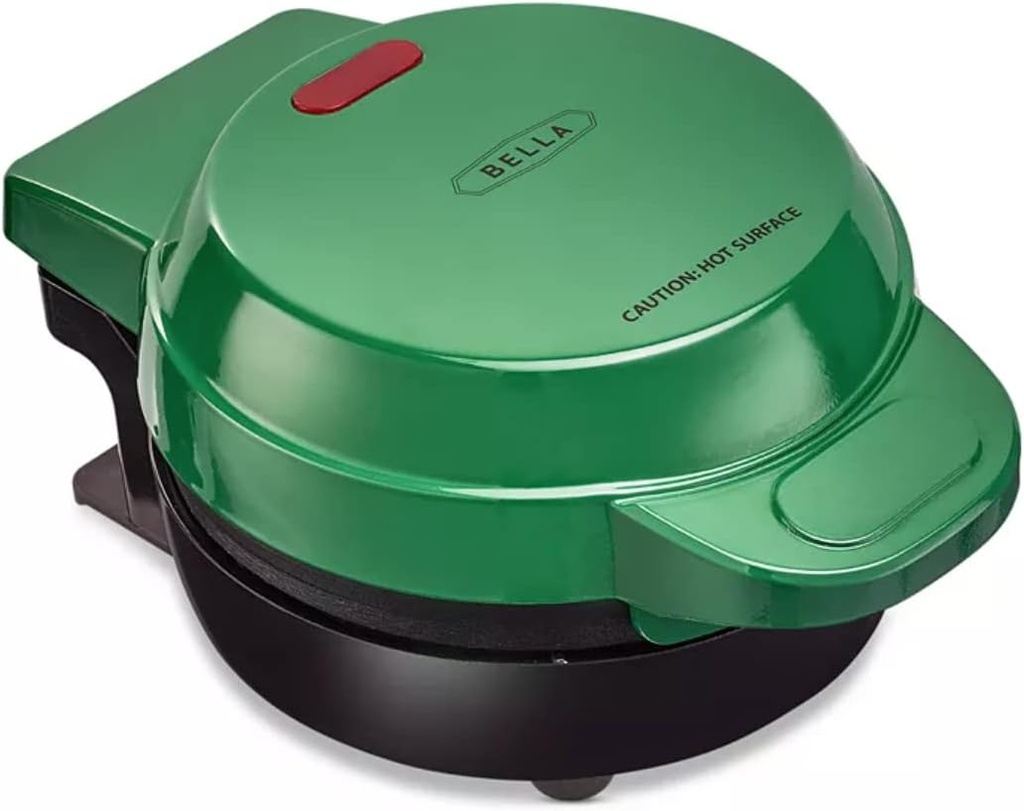 mini-waffle-maker-christmas-tree-3.jpg